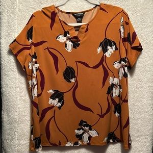 Liz Claiborne petite short sleeve